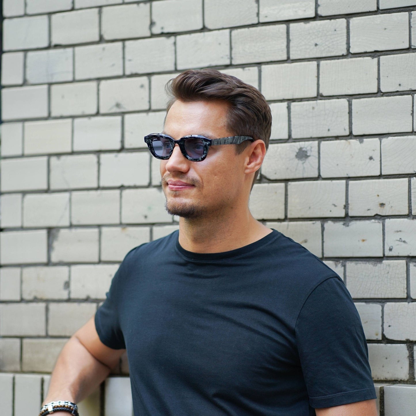 Larna Bo - La Moda Me