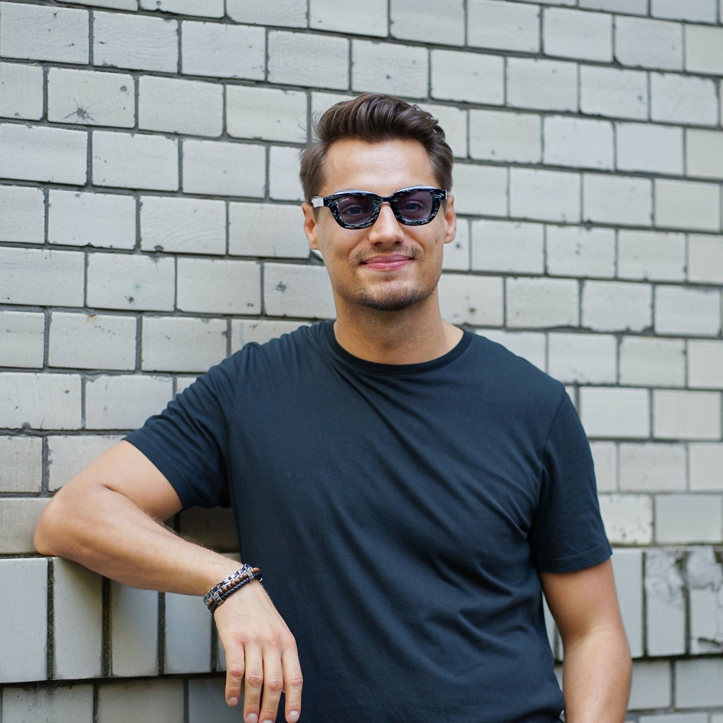 Larna Bo - La Moda Me