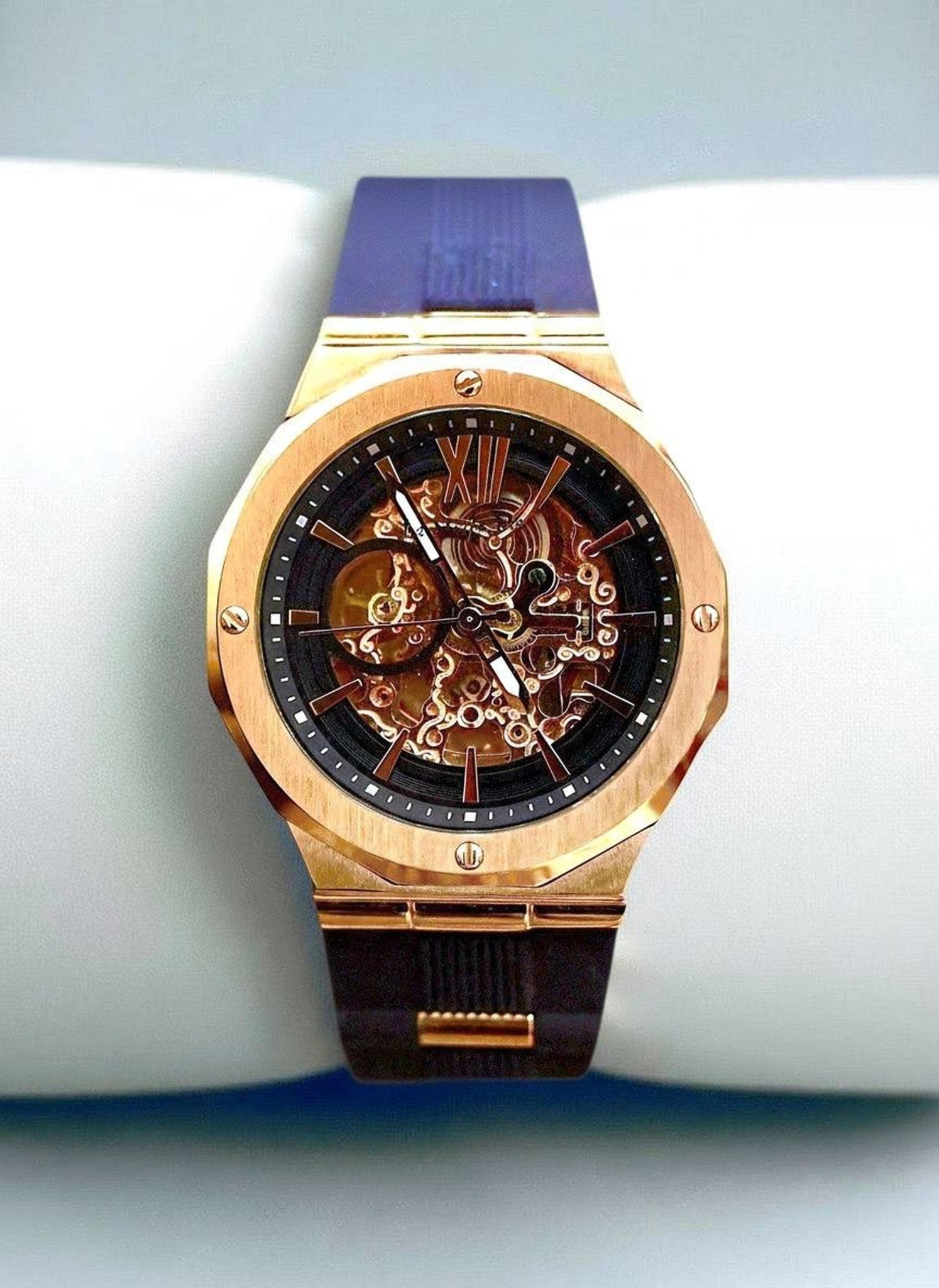 Blue Mirage of the Gulf - La Moda Me