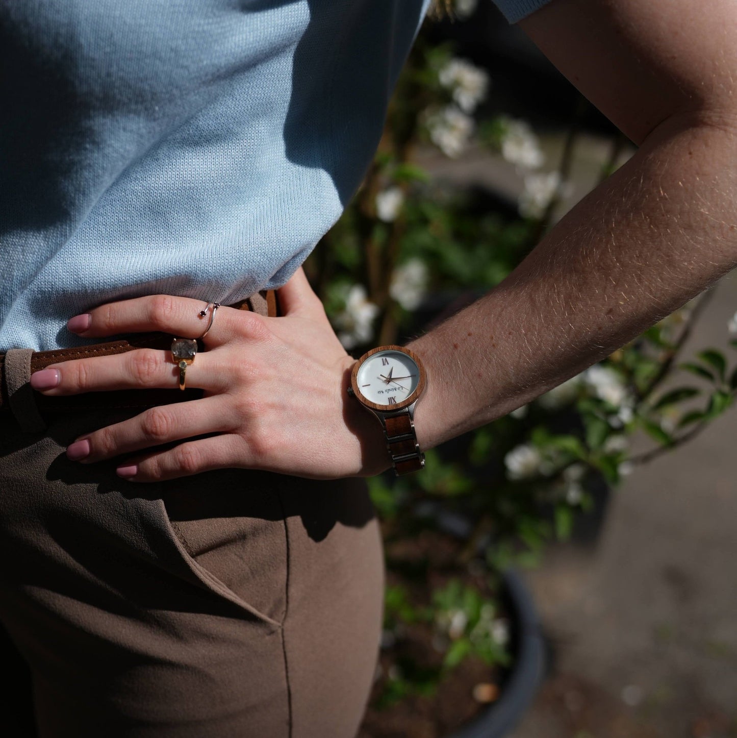 Watch Vita, elegant, walnut and alloy, feminin - La Moda Me