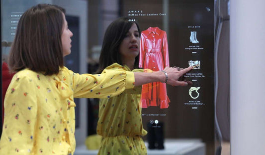 The Role of IT Support in Modern Fashion Business: Beyond Troubleshooting - La Moda Me