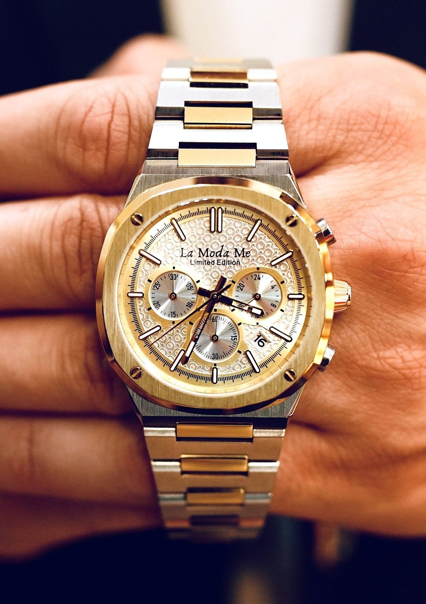 Kings’ Dawn Crown VS - La Moda Me