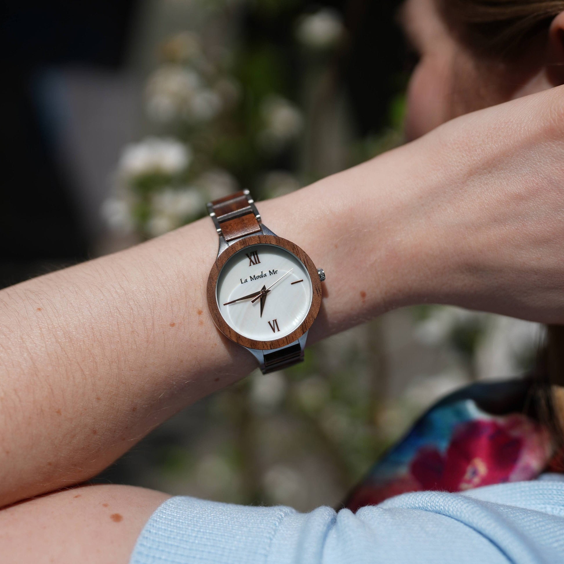 La Moda Me Watches Watch Vita, elegant, walnut and alloy, feminin